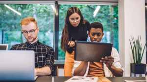 Il Regno Unito è sotto l'Honduras nella classifica delle competenze tecnologiche e aziendali