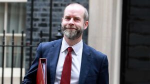 Il salario minimo nazionale per i giovani dai 18 ai 20 anni sarà introdotto gradualmente