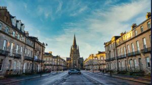 Assistente sociale licenziata ingiustamente dopo l'accusa di omicidio