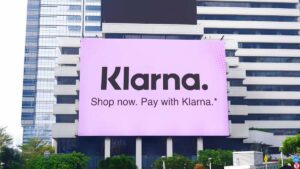 Klarna "dimezzerà" la forza lavoro potenziando l'intelligenza artificiale