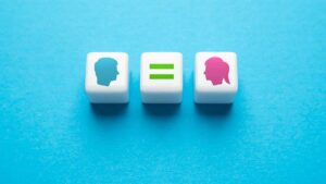 L'EHRC nomina i datori di lavoro che non segnalano i dati sul divario retributivo di genere