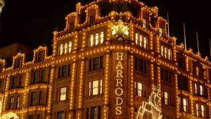 Accuse di Mohamed Al Fayed: Harrods afferma di aver deluso i dipendenti per le aggressioni sessuali