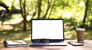 LinkedIn scopre che nel Regno Unito sono meno i datori di lavoro che offrono ruoli completamente remoti