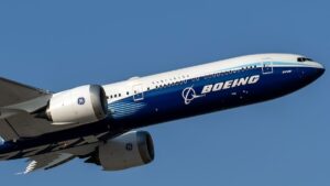 I tagli alla Boeing mettono a rischio centinaia di posti di lavoro nel Regno Unito