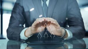 I lavoratori del Regno Unito sostengono i limiti alla retribuzione dei dirigenti