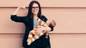 Le famiglie che lavorano rivelano i benefici medi dei genitori