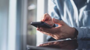 La maggior parte dei dipendenti del Regno Unito denuncerebbe eventuali negligenze sul posto di lavoro