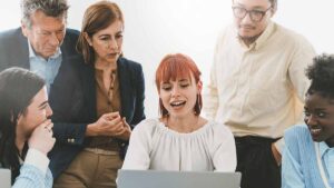 Esclusivo: cosa attrae ogni generazione in un lavoro?