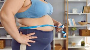 Il BMI è troppo semplicistico come misura dell’obesità, sostiene il rapporto