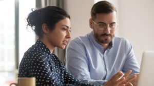 Il divario di competenze nel Regno Unito si riduce per la prima volta in 10 anni