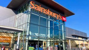 Sainsbury taglierà 3.000 posti di lavoro