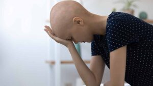 Giornata mondiale del cancro: i lavoratori con cancro si sentono non supportati e soli