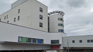 EHRC passa nella controversia sullo spogliatoio trans Fife NHS