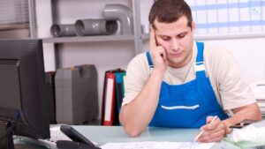 Fattura dei diritti dell'occupazione: divieto di contratti di agenzia e zero ore