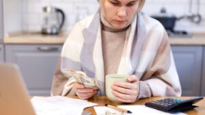 Fattura dei diritti dell'occupazione: il governo rimane fermo al tasso di retribuzione malata