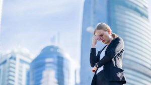 I leader finanziari hanno stressato e sovraccaricato - Sondaggio