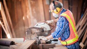 Il rapporto rivela la lotteria del codice postale per i lavoratori più anziani