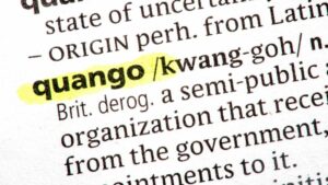 Quangos da chiudere in unità di efficienza del governo