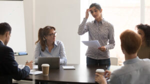 CIPD collega la fattura sui diritti di lavoro con bassa fiducia nelle imprese