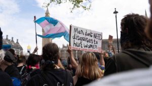 Consultazione lanciata dopo la sentenza del "sesso" della Corte suprema