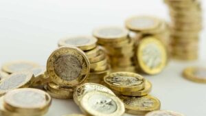 I lavoratori del settore pubblico guadagnano aumenti di retribuzione fino al 4,5%