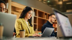 I lavoratori d'oltremare portano benefici chiave e settori ingegneristici nel Regno Unito