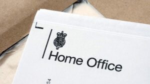 Paper di immigrazione: limiti rigorosi sul reclutamento all'estero