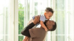 Il sistema di congedo parentale è "rotto", dicono i parlamentari