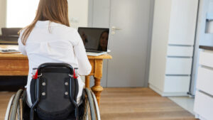 La metà con MS ha lasciato un lavoro perché la mancanza di supporto