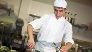 Uno su quattro giovani lavoratori valuta la salute mentale come "povero"