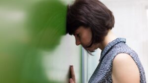 Gli obiettivi di reclutamento degli insegnanti "mancano del piano coerente"