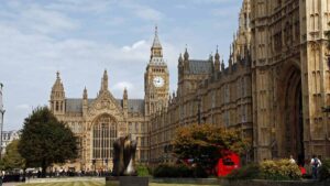 I ministri allentano le proposte di incendio e retire nella fattura dei diritti di lavoro