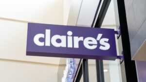 Claire Nomina gli amministratori che mettono a rischio 2.150 posti di lavoro