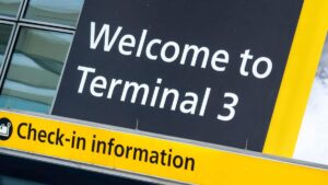 L'ufficiale di sicurezza che ha mostrato il video "razzista" vince £ 44k al Tribunal