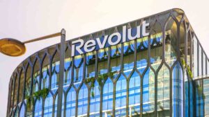 I dipendenti di Revolut per ricevere il pagamento della vendita azionari
