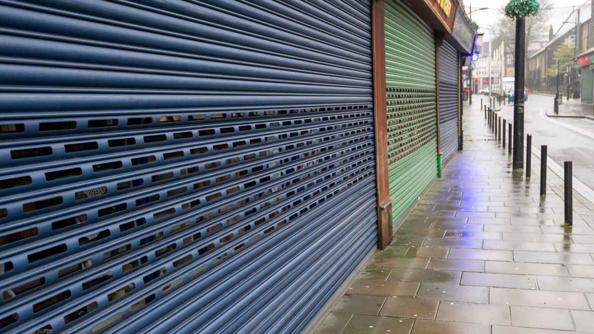 I tassi di business aumenta potrebbero mettere a rischio 100.000 posti di lavoro al dettaglio