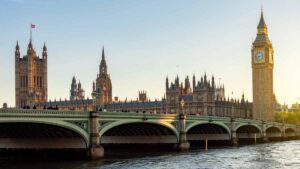 La fattura dei diritti di lavoro "terribile" ritorna ai beni comuni