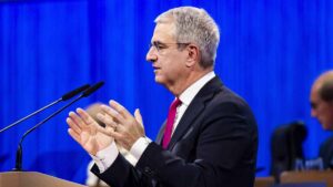 Nestlé Sacks CEO su affari romantici "non divulgati"