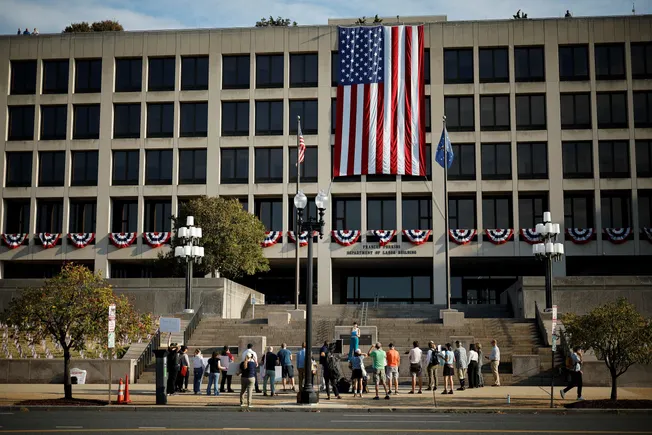DOL chiarisce la posizione della FMLA sui tempi di viaggio e sulla chiusura delle scuole in lettere di opinione