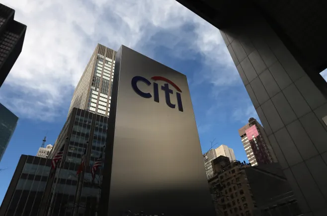 Il dipartimento delle risorse umane di Citi ha "guidato" una campagna di molestie, sostiene l'ex amministratore delegato