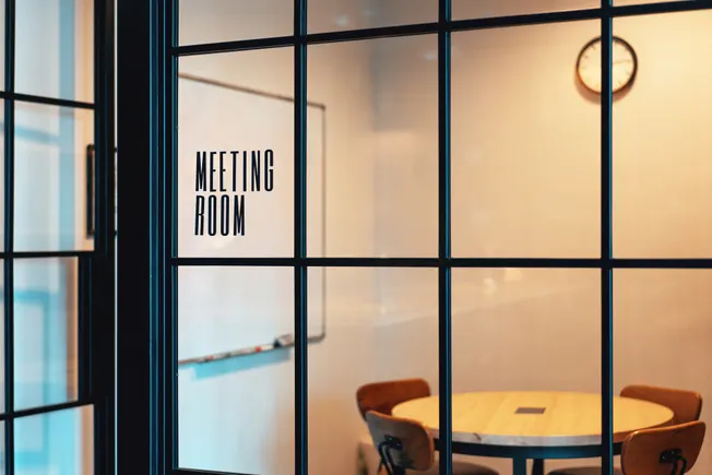 In un cambiamento importante, la maggior parte dei lavoratori afferma che non si dimetterebbe per un RTO obbligatorio