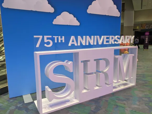 La ricerca SHRM rileva che sta emergendo un "abisso" tra datori di lavoro favorevoli e non favorevoli