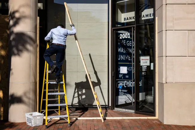 La tradizionale scala di carriera è rotta?