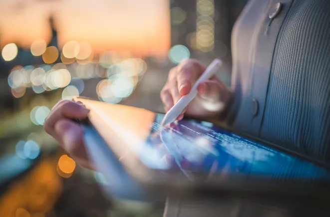 Le aziende reinvestono i guadagni di produttività dell’intelligenza artificiale in una maggiore automazione