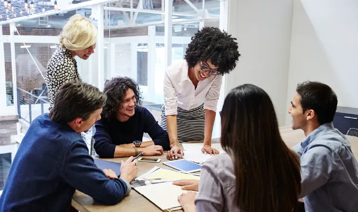 Le nuove linee di faglia sul posto di lavoro: cosa rivelano i dati di TriNet del 2025 su intelligenza artificiale, vantaggi, miglioramento delle competenze e perché la Gen Z è in movimento