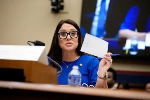 Il quadro di alfabetizzazione dell'intelligenza artificiale di DOL incoraggia l'apprendimento esperienziale e le competenze "umane".