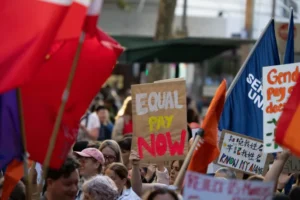 L’utilizzo delle percentuali per gestire gli aumenti può perpetuare il divario retributivo di genere