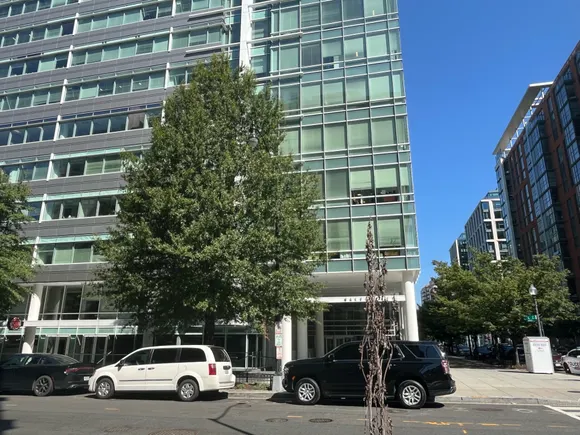 NLRB applica lo standard del datore di lavoro congiunto Browning-Ferris su indicazione del tribunale