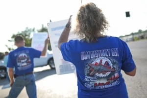 Questa settimana in 5 numeri: quasi un terzo dei lavoratori desidera interrompere il proprio lavoro