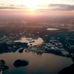 Il dirigente della Disney sostiene che le risorse umane hanno setacciato le sue sessioni di coaching private per "sporcizia"